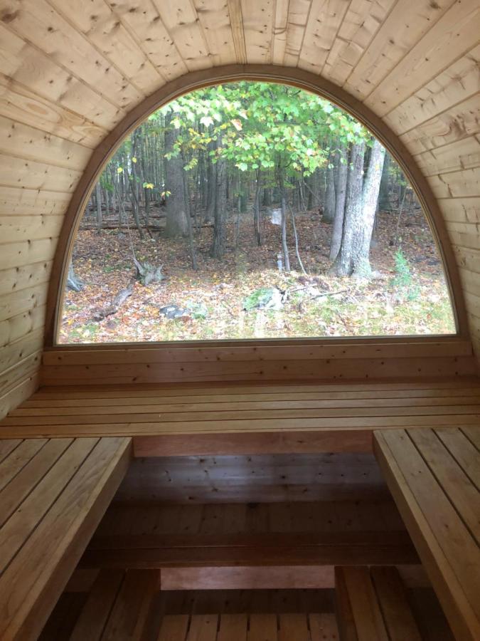 Amazing Poconos House . Sauna/Hot Tub/Private Pool Восток Страудсберг Экстерьер фото
