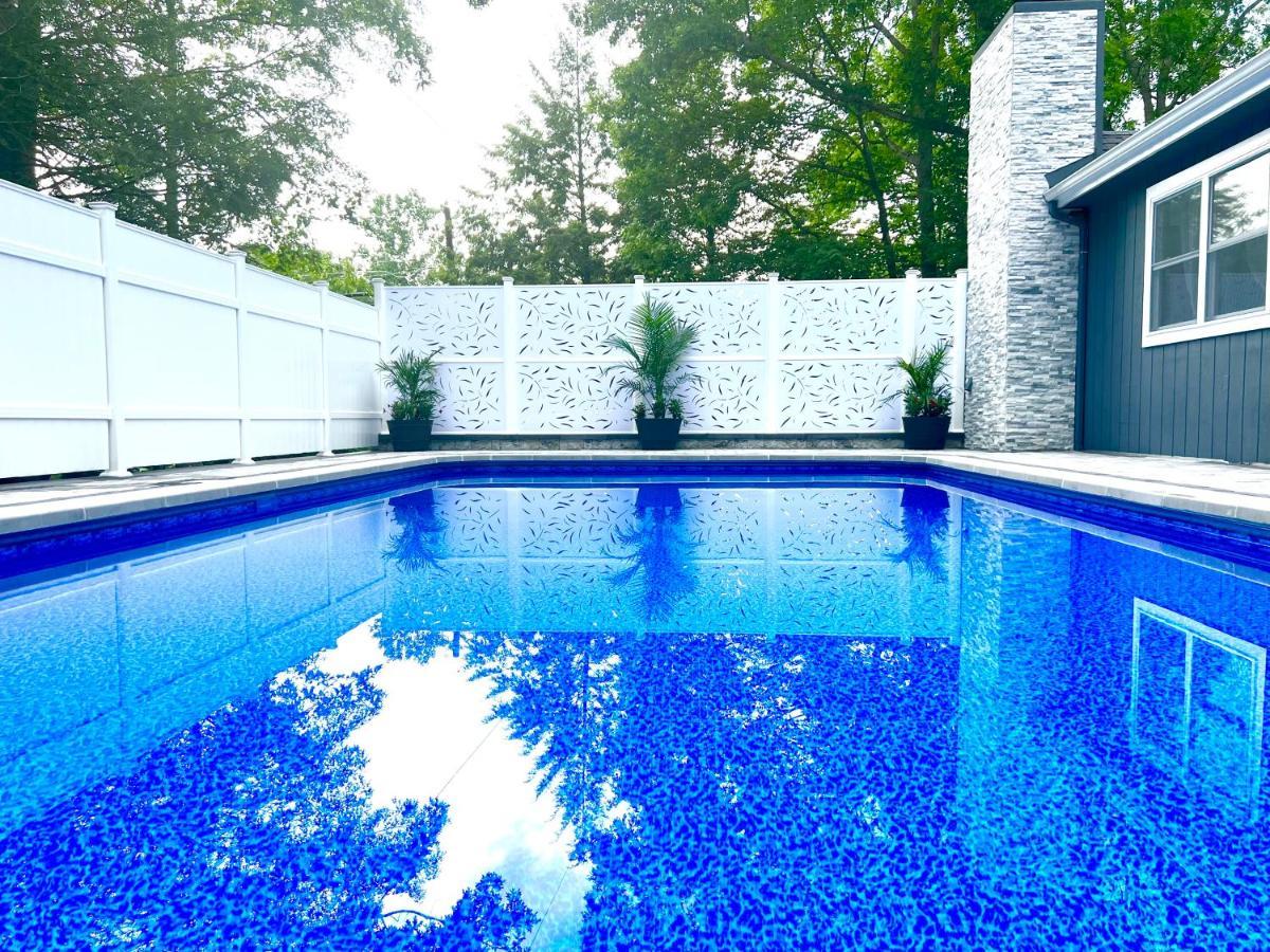 Amazing Poconos House . Sauna/Hot Tub/Private Pool Восток Страудсберг Экстерьер фото